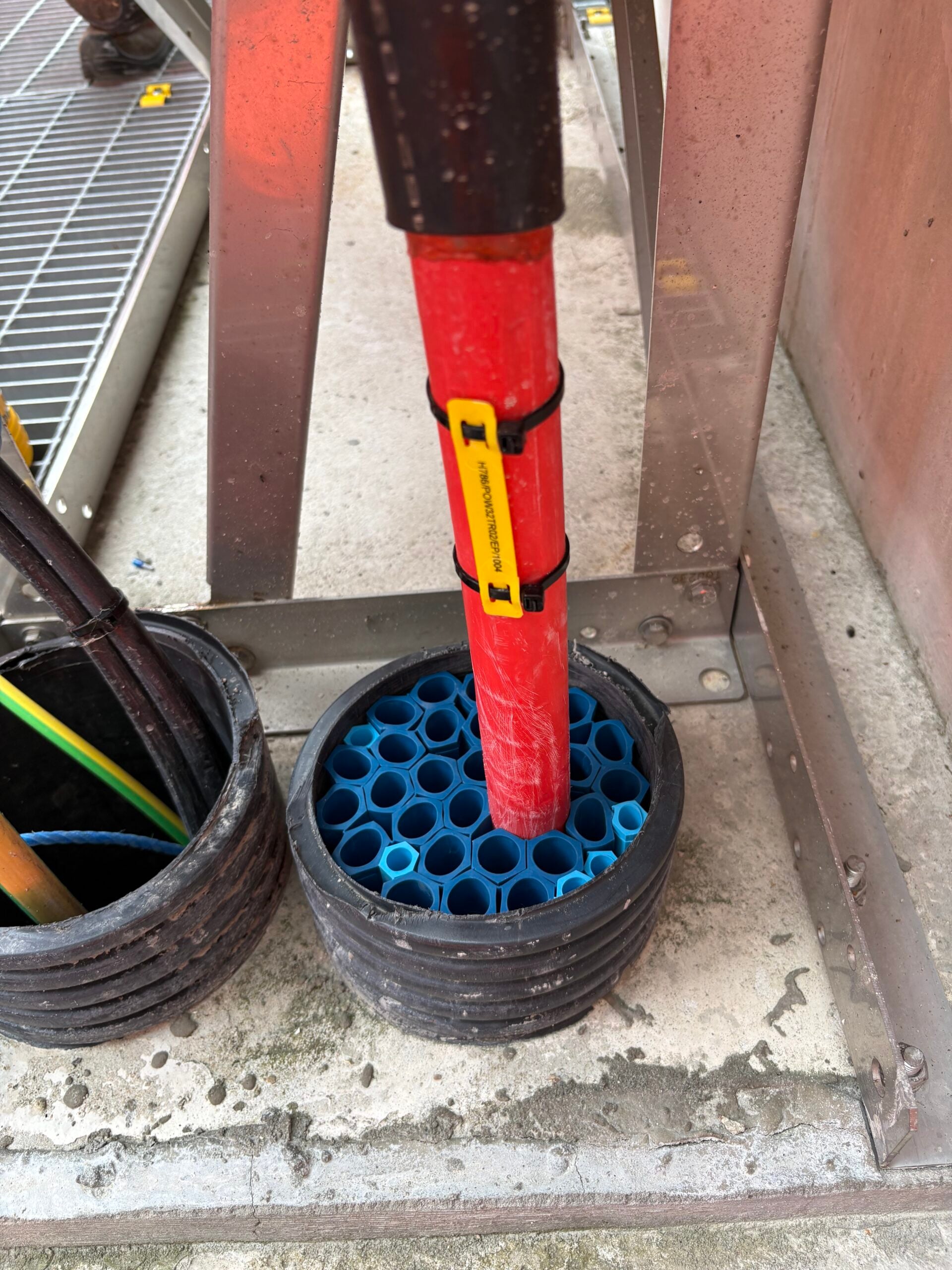 Sewage Treatment Works Duct Sealing - hexes
