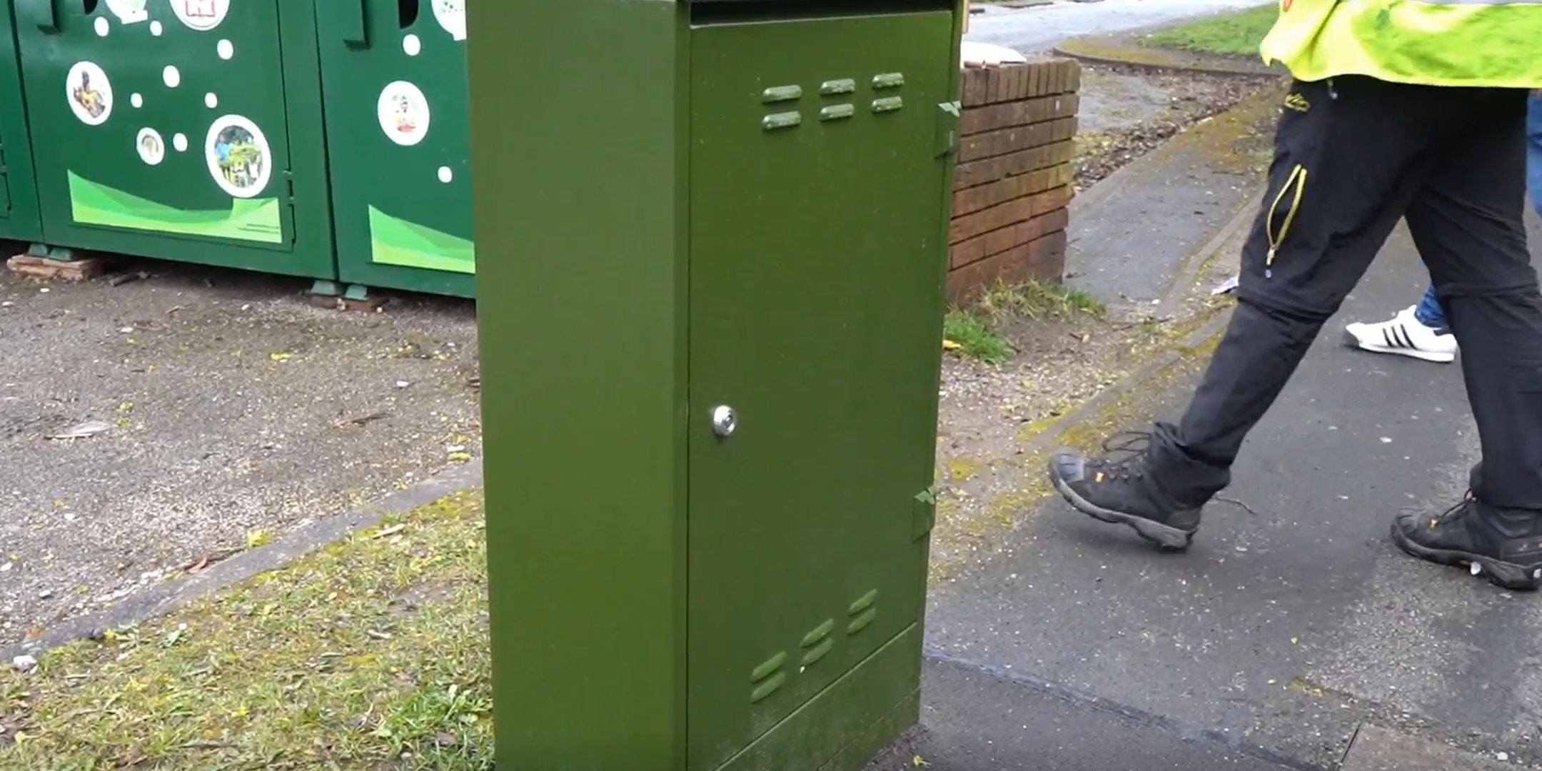 Telecoms Cabinet Base Sealing On site 2160x1080 (1)